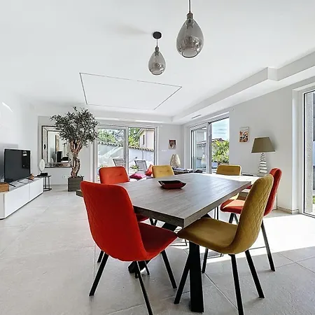 Appartement La Pool - Parentale Piscine Privee Genay (Rhone)