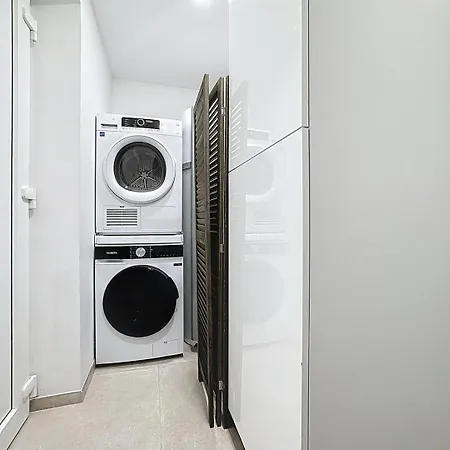 La Pool - Parentale Piscine Privee Appartement Genay (Rhone)